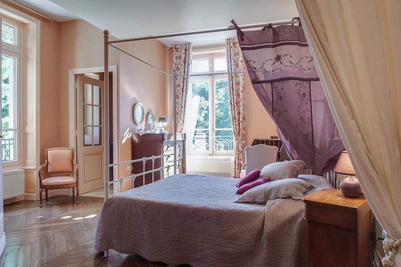 Chambres Au Chateau - Le Clos Des Tourelles Sennecey-le-Grand Ruang foto